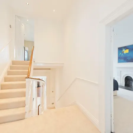 The Patrick Kavanagh - Hiphipstay Apartament *