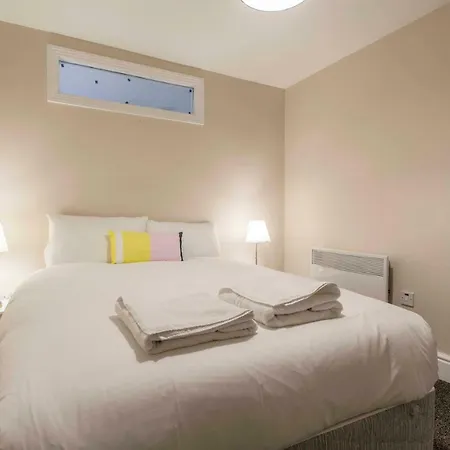 New Georgian Self-catered At The Spire * Dublin