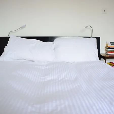 1 Bedroom Near O'connell Street *