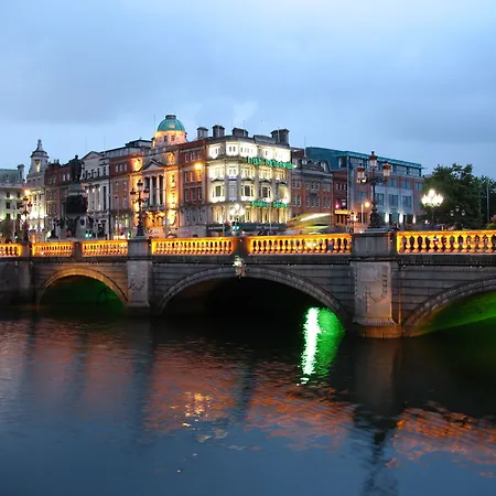 Grand Canal Quay Sleeps 10 Apartment Dublin