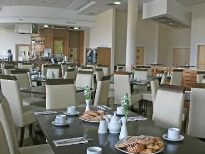 فندق ترافيلودج دبلين إيبروت ساوث Collinstown (Santry)