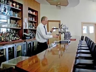 ترافيلودج دبلين إيبروت ساوث Collinstown (Santry)