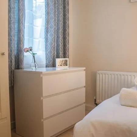 Harty Place Portobello *