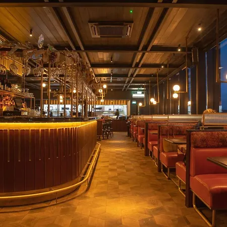 Hotel The Mayson 4*