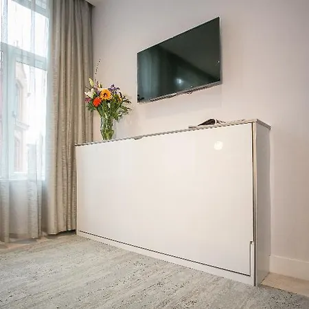Aparthotel Grafton Street By Break 4*
