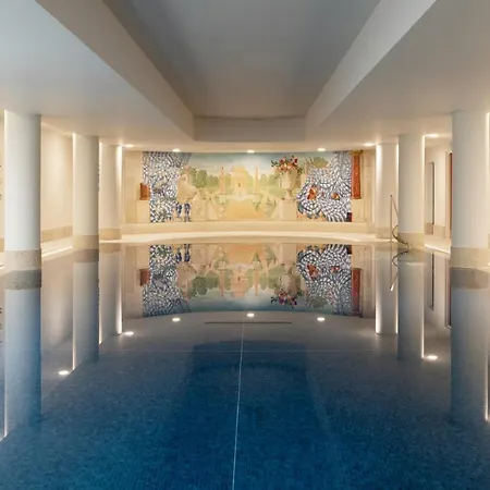 The Merrion 5*