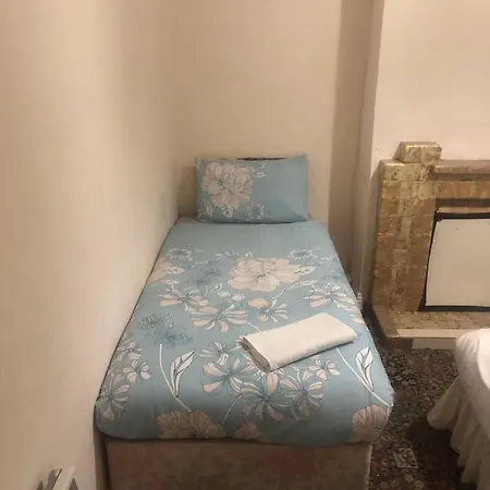 The Gallary بيت ضيافة