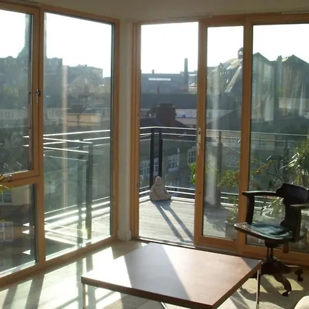 Central Penthouse By The River Liffey * Dublin
