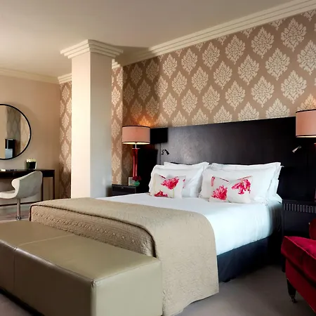 The Westbury 5*