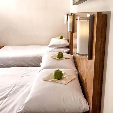 Hotel Aspect Park West 4*