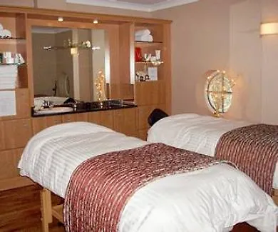 Deer Park Golf And Hotell 3*