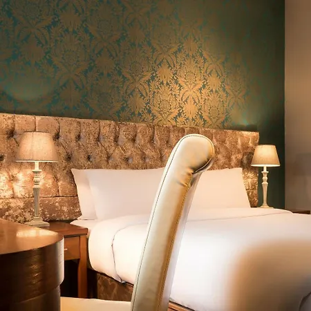 Camden Deluxe Otel 2*