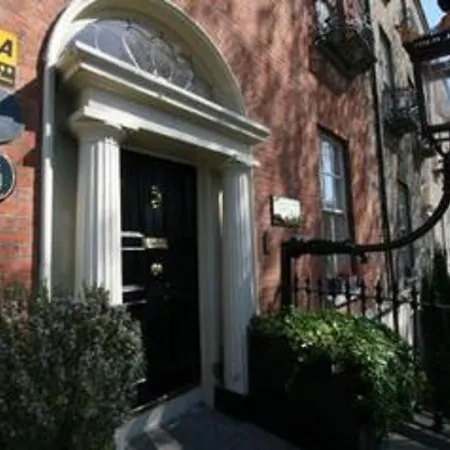 Pembroke Townhouse