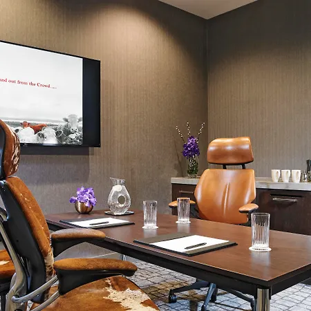 Hotel Red Cow Moran Dublin