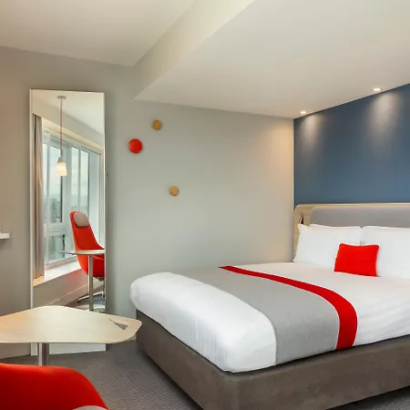 Holiday Express City Centre By Ihg 3*