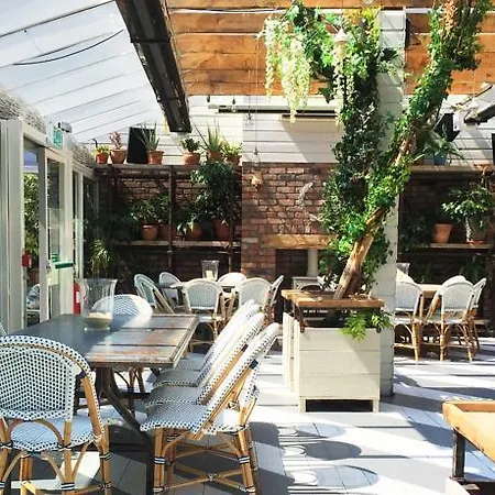 House 3* Dublín
