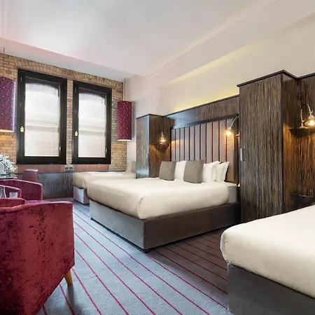 Hotel The Trinity City 4*