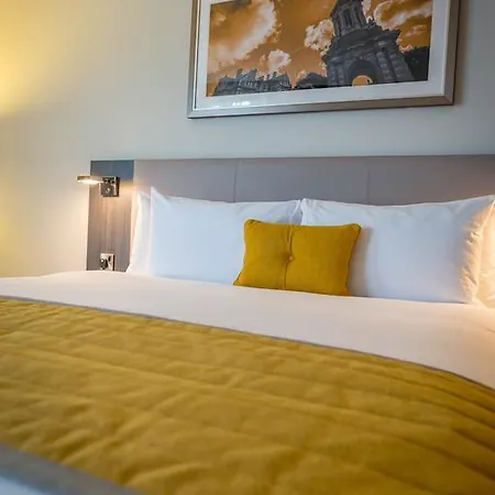 Maldron Pearse Street Hotel