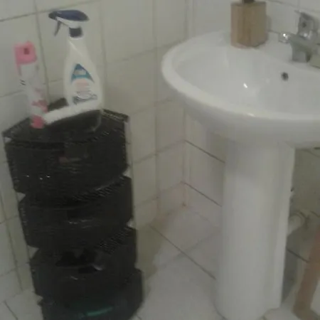 Apt 64 The Iona Prospect Hill Finglas Rd. 11 Homestay