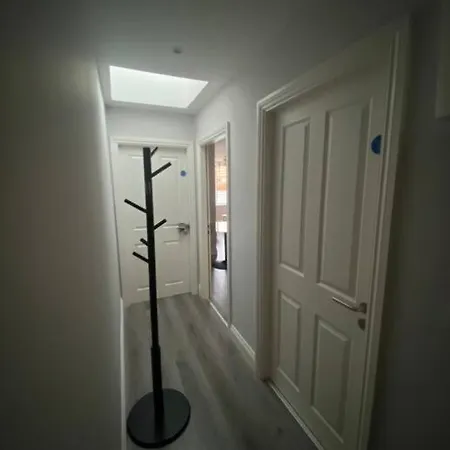 Appartement Modern And Cosy 1-bed Apt In The Heart Of *