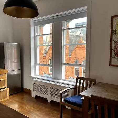 Charming Townhouse Сasa de vacaciones