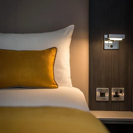 Maldron Pearse Street Hotel