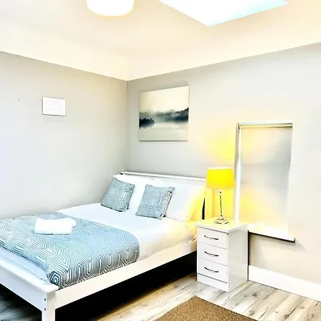 Apartament Lovely Flat At Center