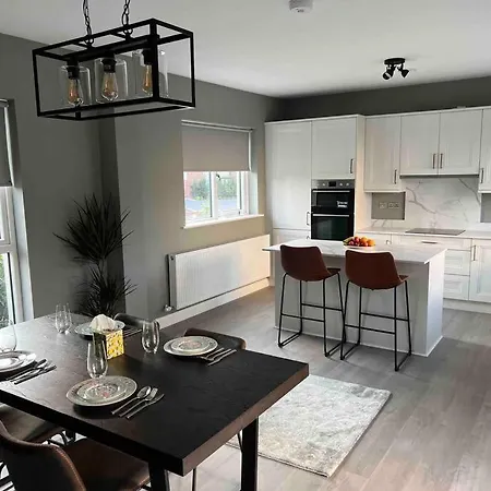 Holiday home 3 Bed Vip Family House
