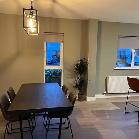 3 Bed Vip Family House Holiday home *
