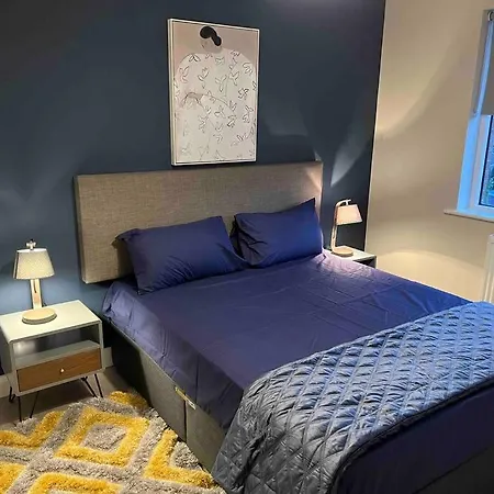 3 Bed Vip Family House Holiday home Dublin