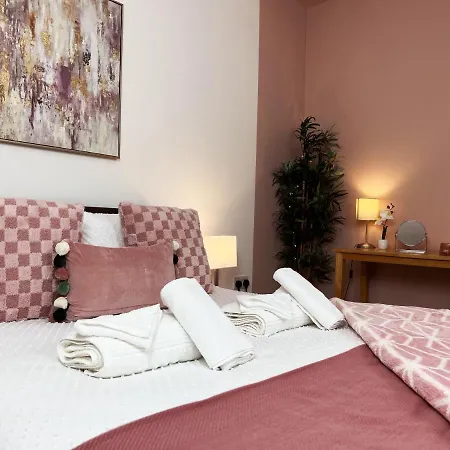 Lovely Flat At Centre