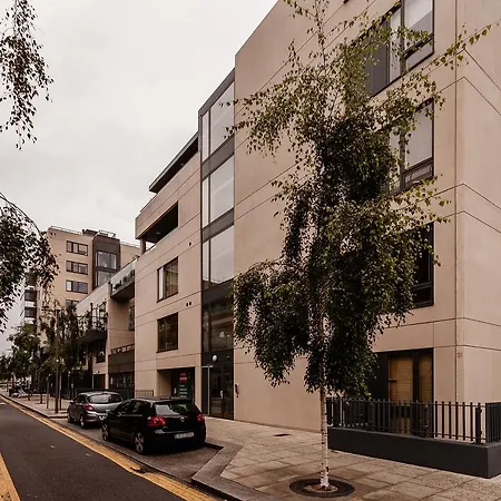Hanover Wharf * דבלין