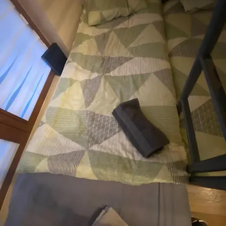 Habitación en casa particular Airport Big With Bathroom Outside - Kitchen Only 7 Days Reservation