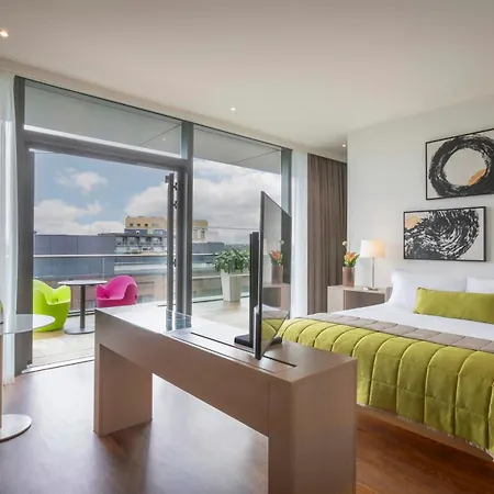 Otel The Gibson 4*
