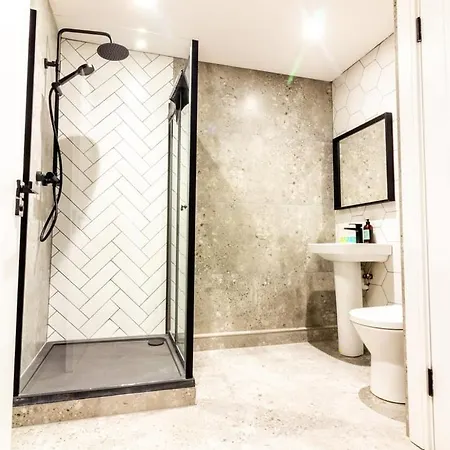 Guestready - Encantando O 2br No Newmarket Hall Apartamento