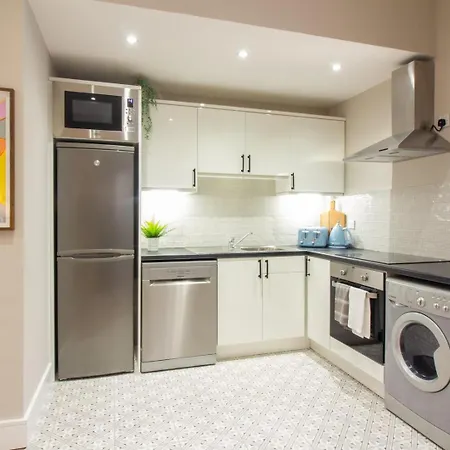 Guestready - Encantando O 2br No Newmarket Hall Apartamento *