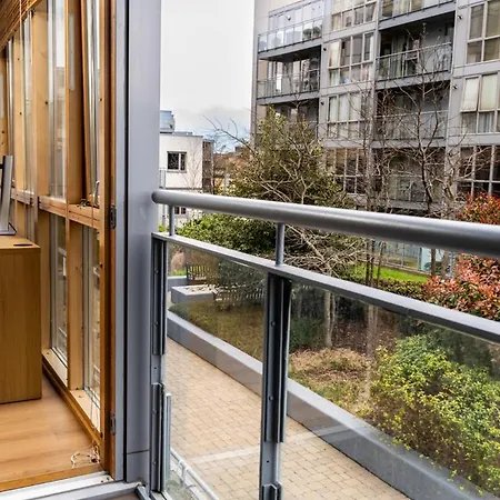Stunning 1 Bedroom In Grand Cannal Dublino