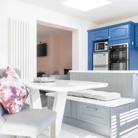 Guestready - Charming House In Drimnagh Dublin