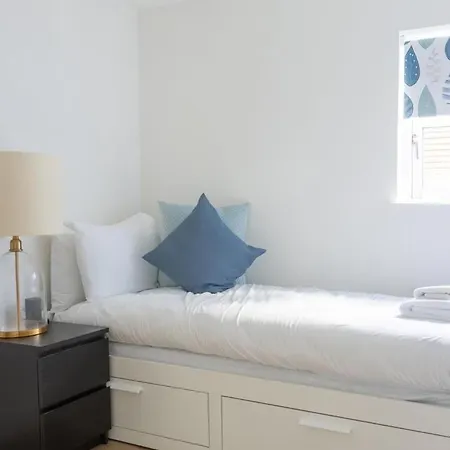 Guestready - Modernised In Monkstown Гостевой дом Дублин
