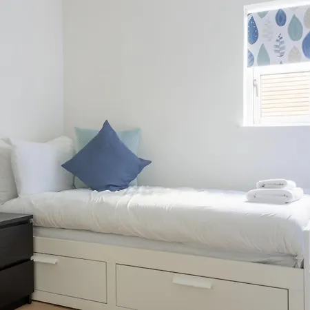 Guestready - Modernised In Monkstown * Дублин
