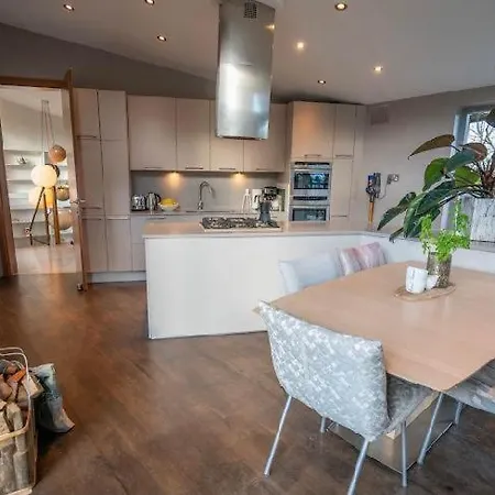 Luxurious South * Dublin