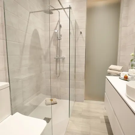 Villa Luxurious South *