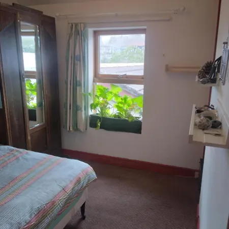 Habitación en casa particular Red Brick Victorian House Next To Croke Park Stadium *