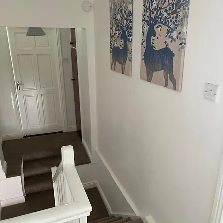 Holiday home Pre - Post Flight Airport 20m Canal View Dublin