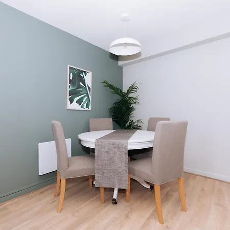 Relaxing 1bd Flat With A Roof Terrace - Portobello Apartamento