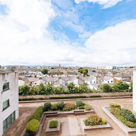Bright 2bd Flat With Private Balcony - Дублин