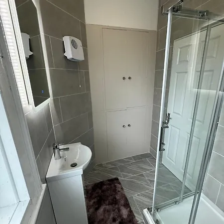 Superb Triple Room Near Croke Park - 4 Dublin