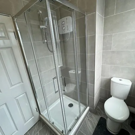 Superb Triple Room Near Croke Park - 4 *