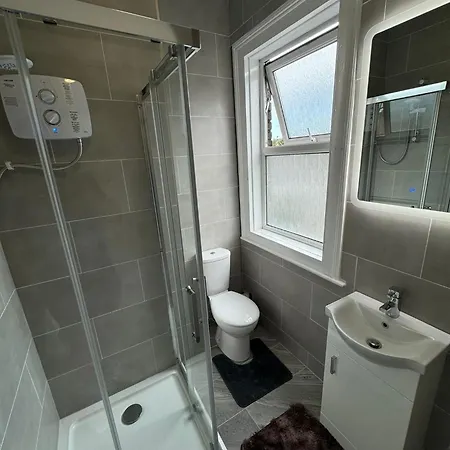 Superb Triple Room Near Croke Park - 4 Maison d'hôtes