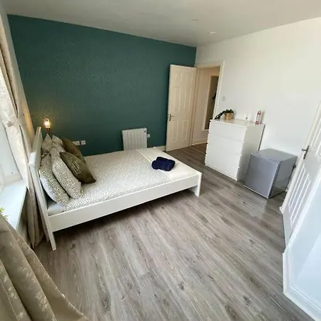 Apartment Deluxe Duplex Talbot St Sleeps 8 Dublin